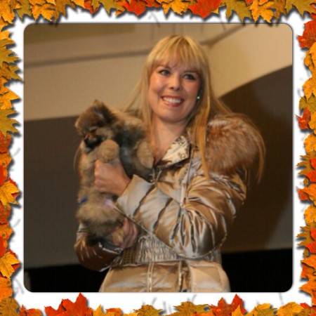 Bonnie on charitative show as model :)